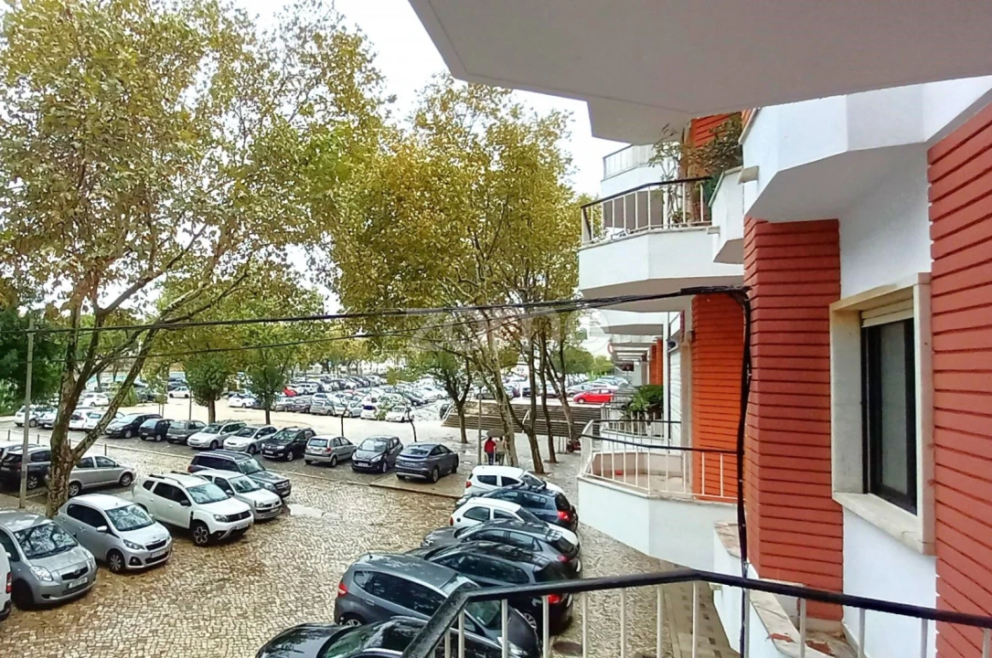 Apartamento T3 para Arrendamento em Carcavelos e Parede Foto 22