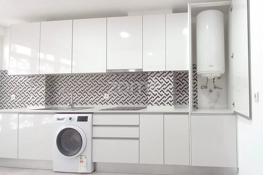 Apartamento T3 para Arrendamento em Carcavelos e Parede Foto 3