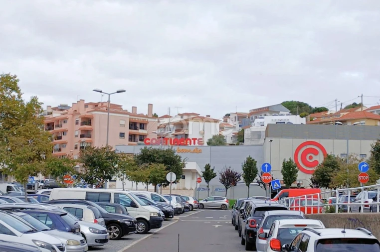 Apartamento T3 para Arrendamento em Carcavelos e Parede Foto 15