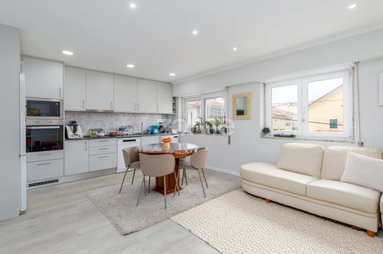 Apartamento T2 para Venda em São Domingos de Rana