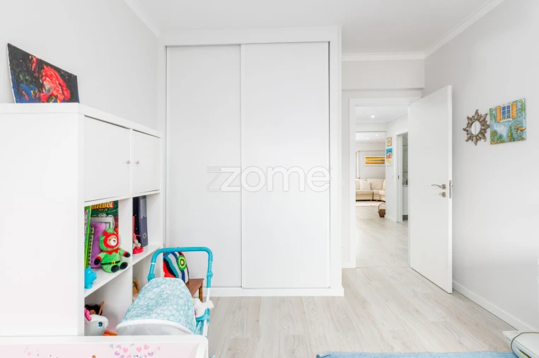 Apartamento T2 para Venda em São Domingos de Rana Foto 12