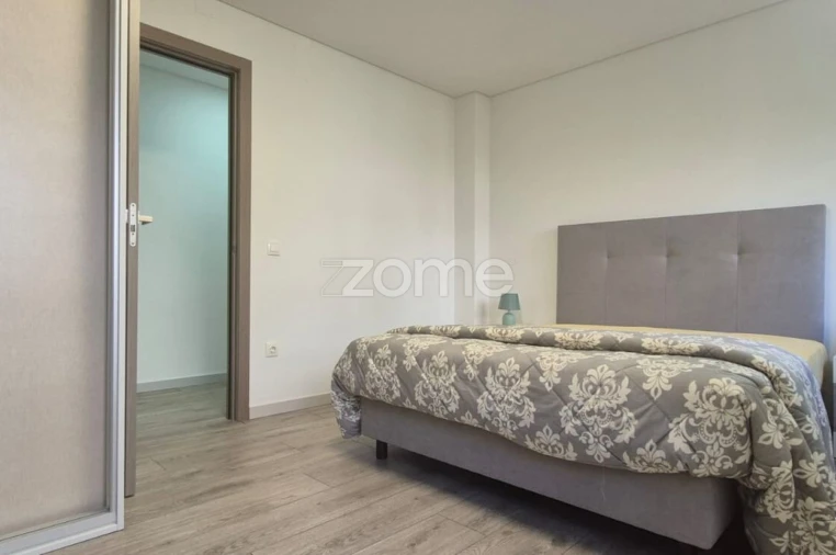 Apartamento T3 para Venda em Vila Nova de Famalicão e Calendário Foto 30