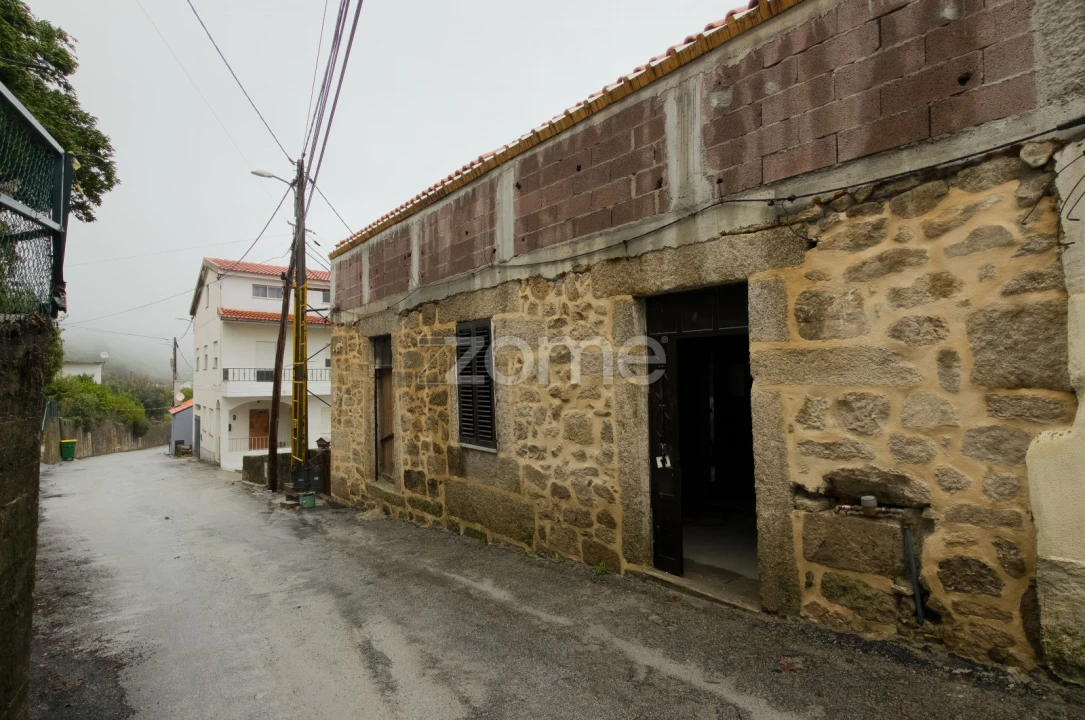 Moradia T5 para Venda em Cortiçô e Vila Chã Foto 4