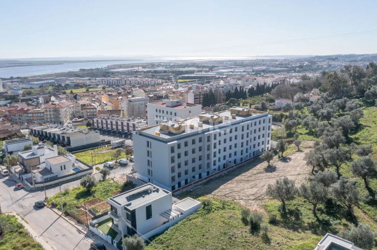 Apartamento T3 para Venda em Alverca do Ribatejo e Sobralinho Foto 28