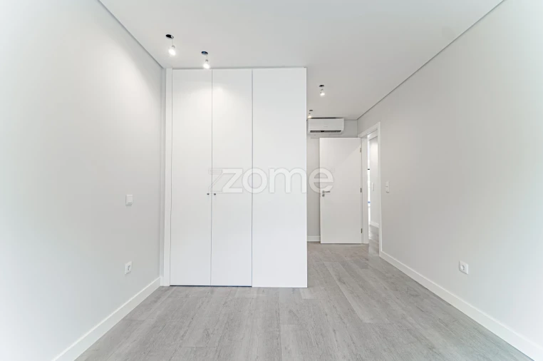 Apartamento T3 para Venda em Alverca do Ribatejo e Sobralinho Foto 15