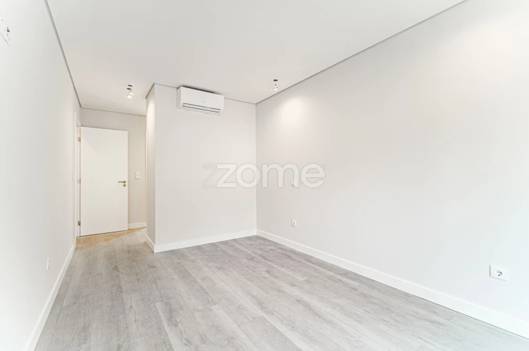 Apartamento T3 para Venda em Alverca do Ribatejo e Sobralinho Foto 23