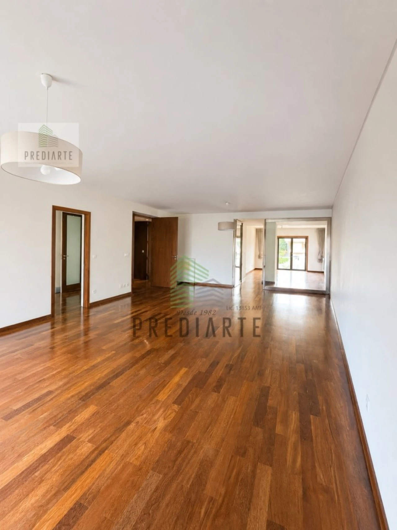 Apartamento T5 para Venda em Paranhos Foto 5