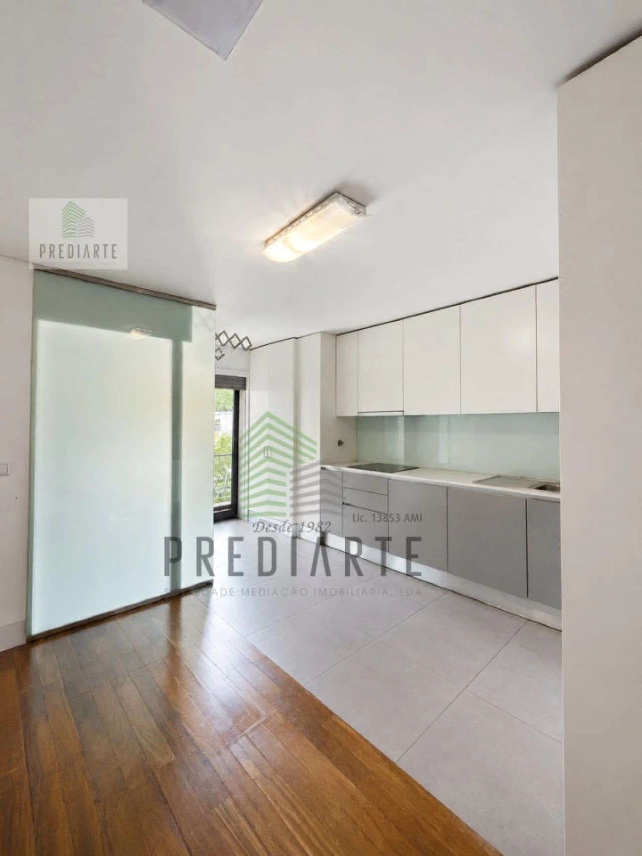 Apartamento T5 para Venda em Paranhos Foto 9