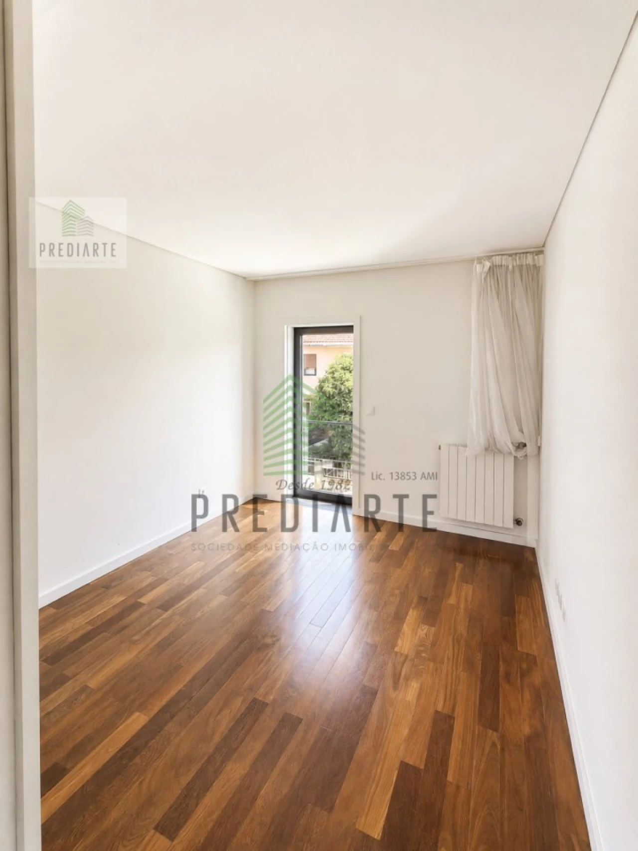 Apartamento T5 para Venda em Paranhos Foto 13