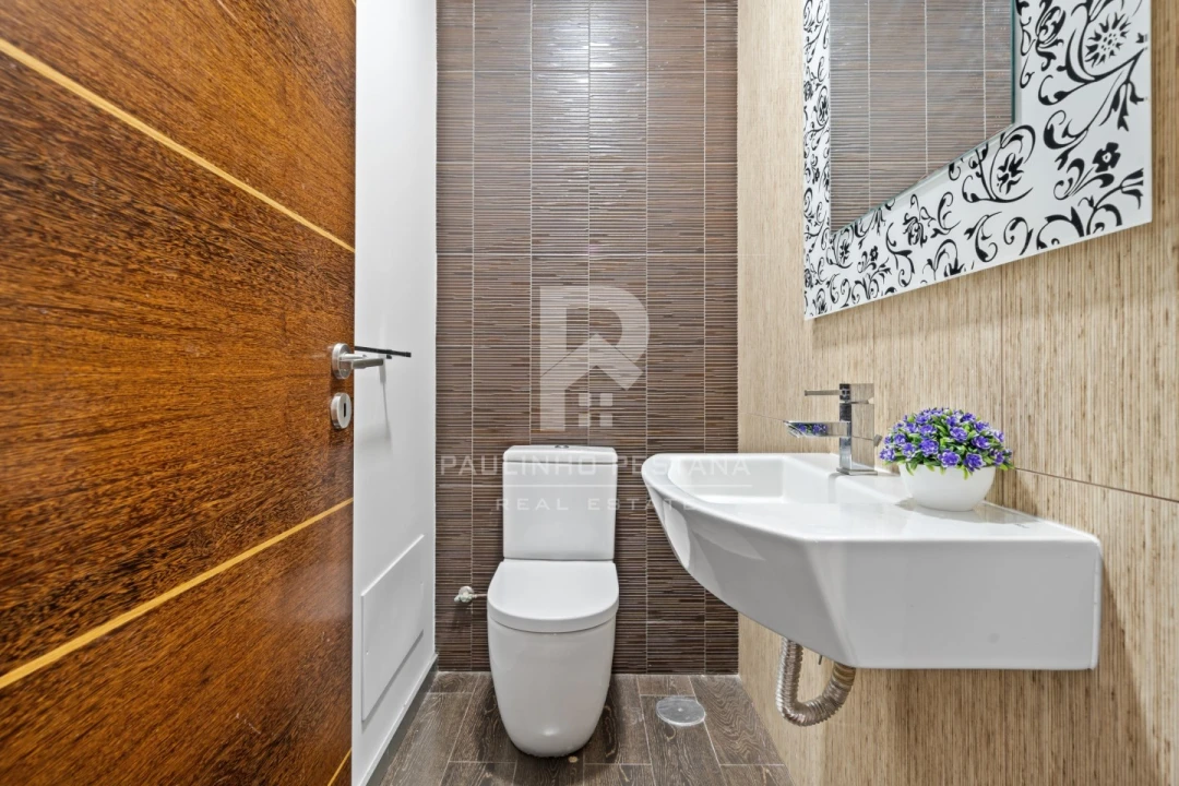 Moradia T3 para Venda em São Martinho Foto 28