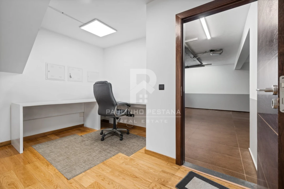 Moradia T3 para Venda em São Martinho Foto 33