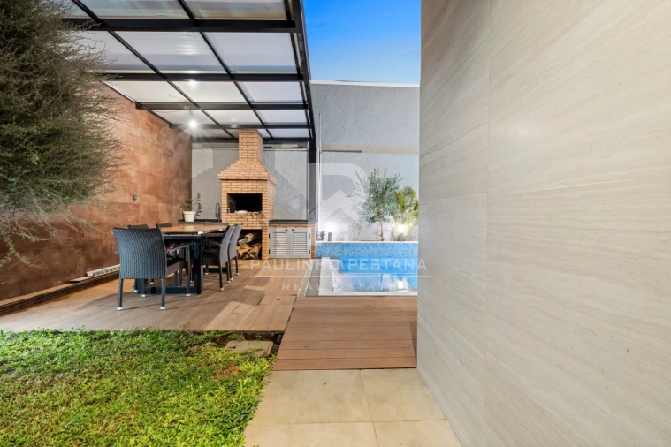 Moradia T3 para Venda em São Martinho Foto 5