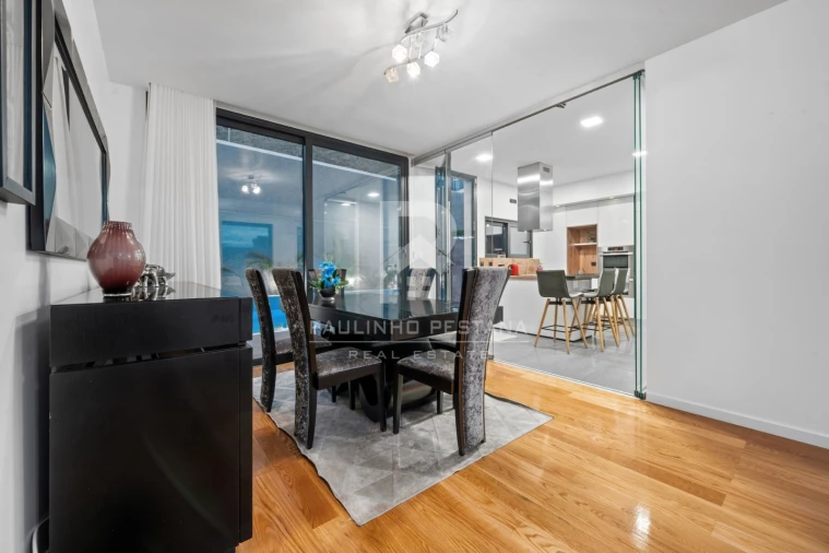 Moradia T3 para Venda em São Martinho Foto 11