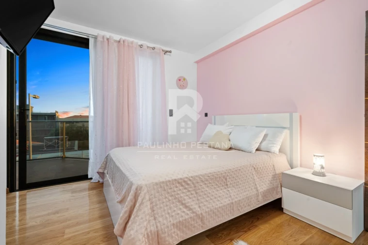 Moradia T3 para Venda em São Martinho Foto 26