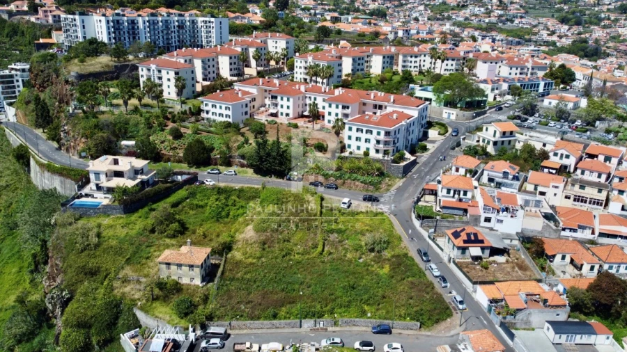 Terreno para Venda em Funchal (São Pedro) Foto 6