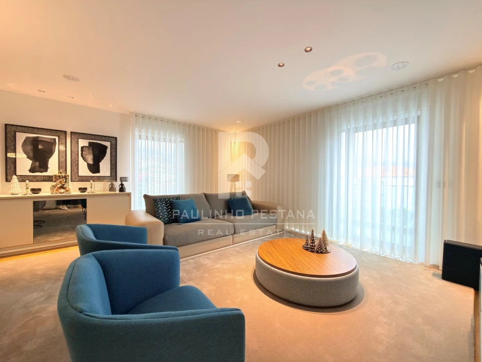 Apartamento T3 para Venda em São Martinho Foto 4