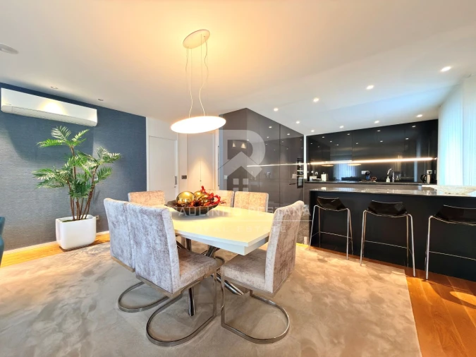 Apartamento T3 para Venda em São Martinho Foto 9