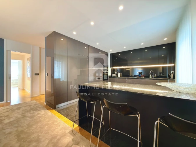 Apartamento T3 para Venda em São Martinho Foto 12