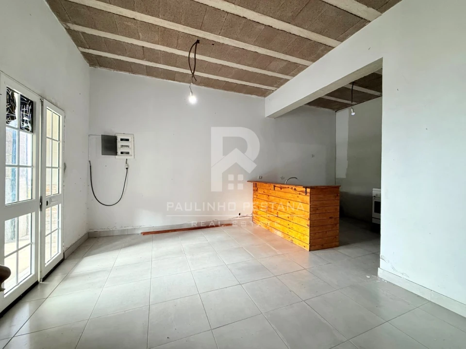 Armazém para Venda em Fajã da Ovelha Foto 6