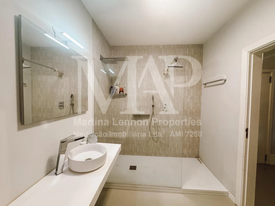Apartamento T1 para Venda em Cascais e Estoril Foto 17