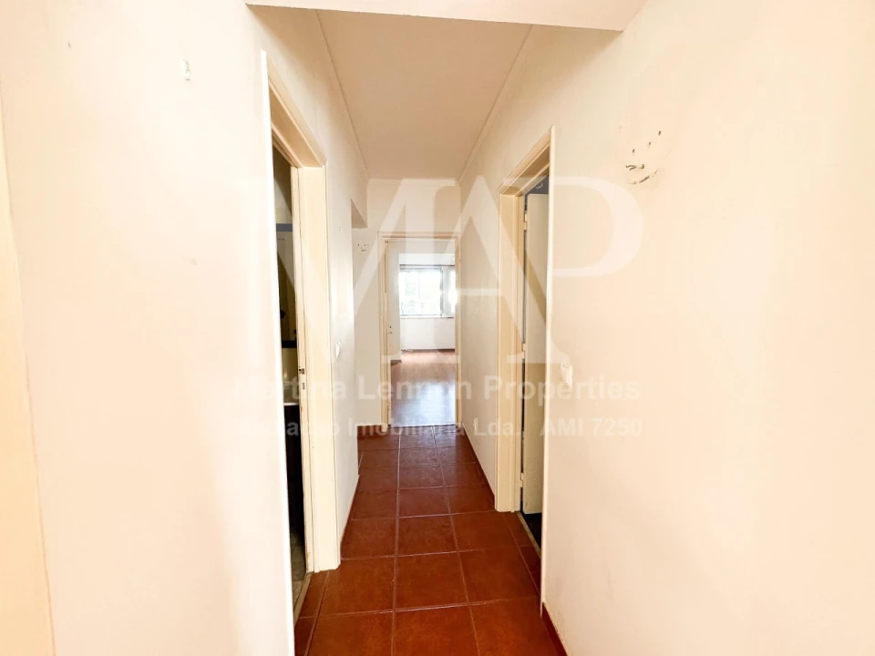 Apartamento T3 para Venda em Carcavelos e Parede Foto 13
