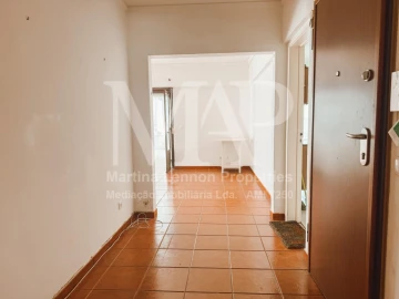 Apartamento T3 para Venda em Carcavelos e Parede