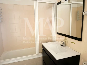 Apartamento T3 para Venda em Carcavelos e Parede