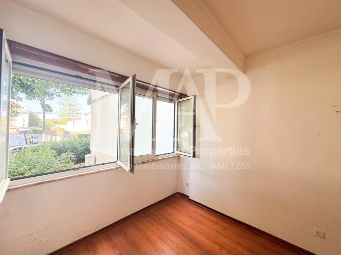 Apartamento T3 para Venda em Carcavelos e Parede Foto 22