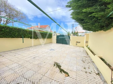 Moradia T4 para Venda em Cascais e Estoril