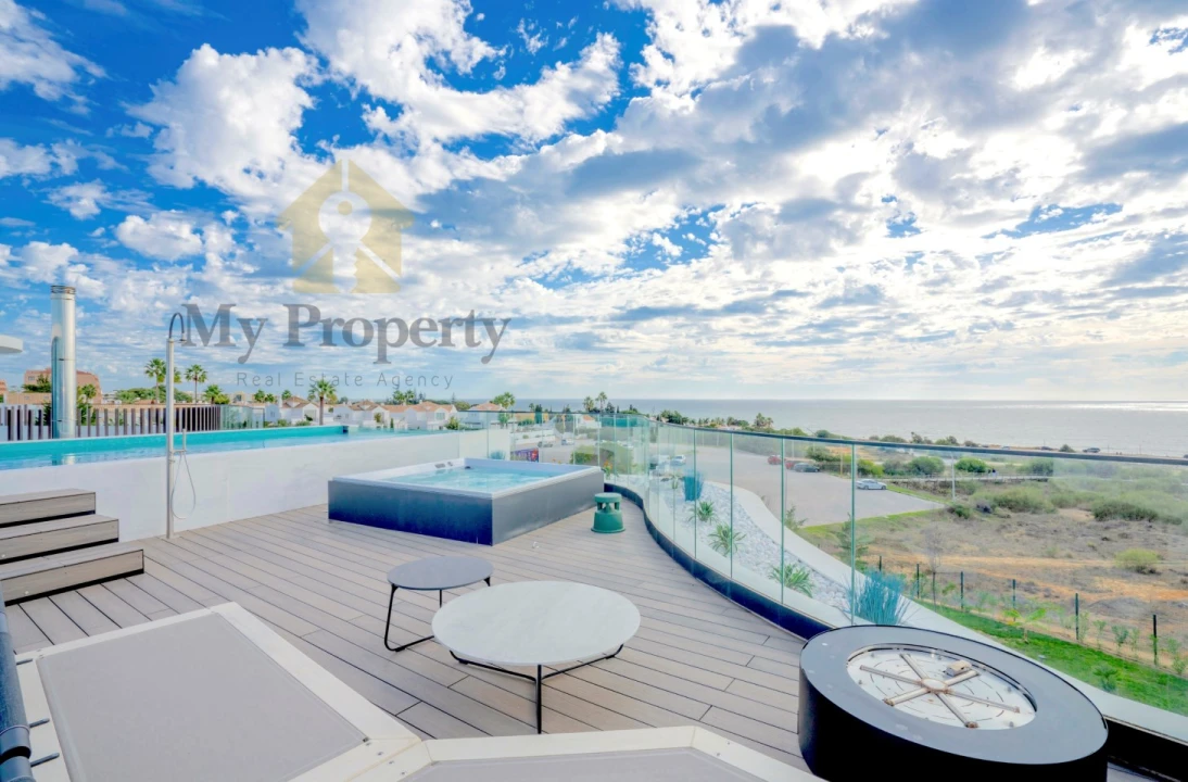 Moradia T4 para Venda em Guia Foto 38