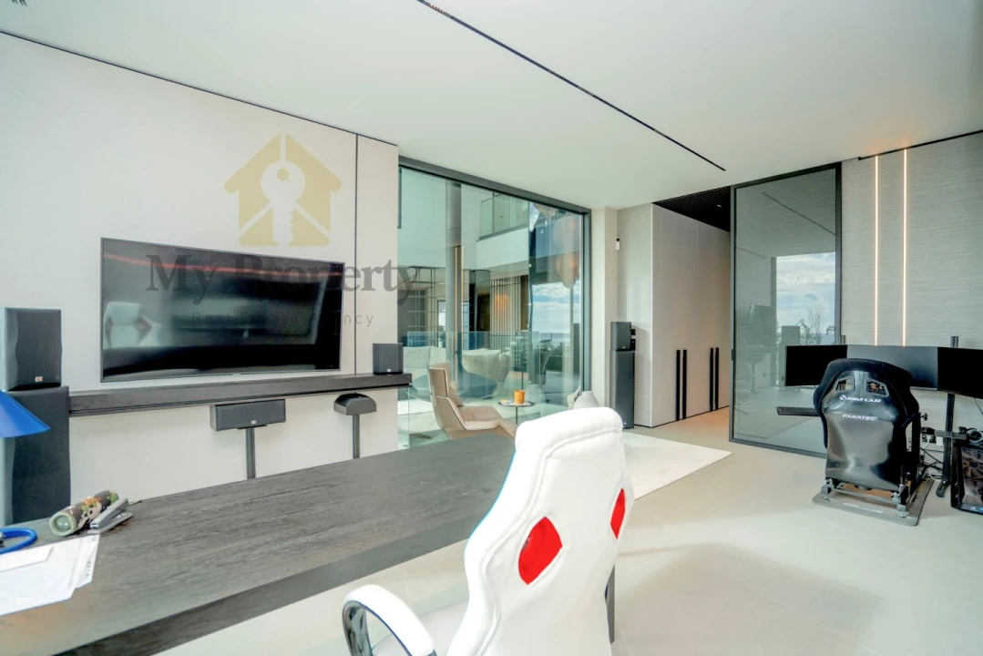 Moradia T4 para Venda em Guia Foto 49