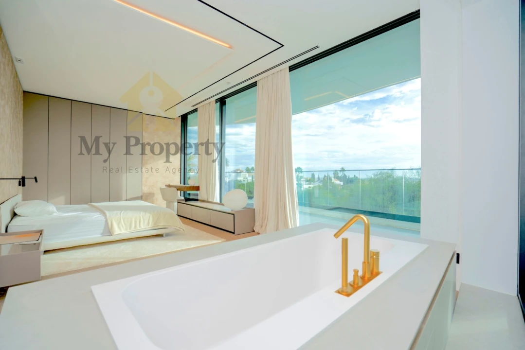 Moradia T4 para Venda em Guia Foto 63