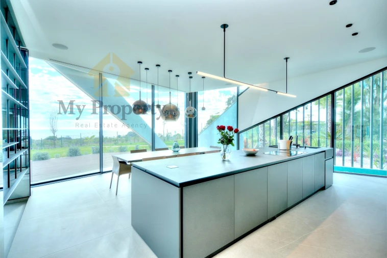 Moradia T4 para Venda em Guia Foto 55