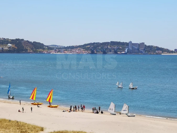 Apartamento T1 para Arrendamento em Algés, Linda-A-Velha e Cruz Quebrada-Dafundo Foto 4