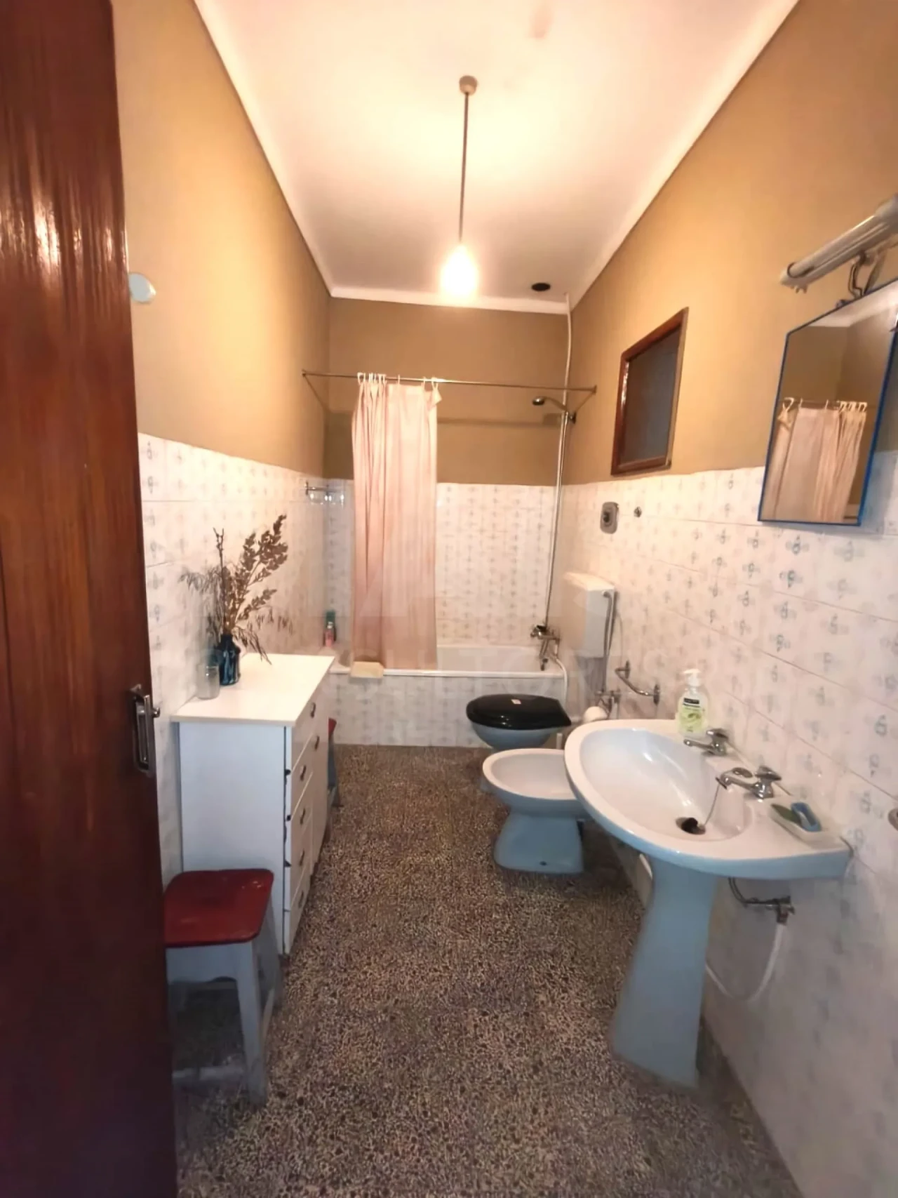 Apartamento T2 para Arrendamento em Amiais de Baixo Foto 1