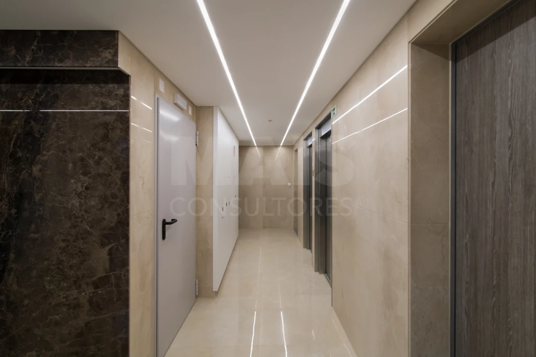 Apartamento T3 para Venda em Carcavelos e Parede Foto 6