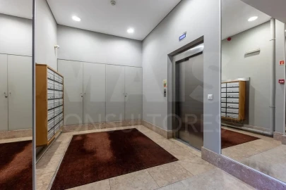 Apartamento T1 para Arrendamento em Misericórdia