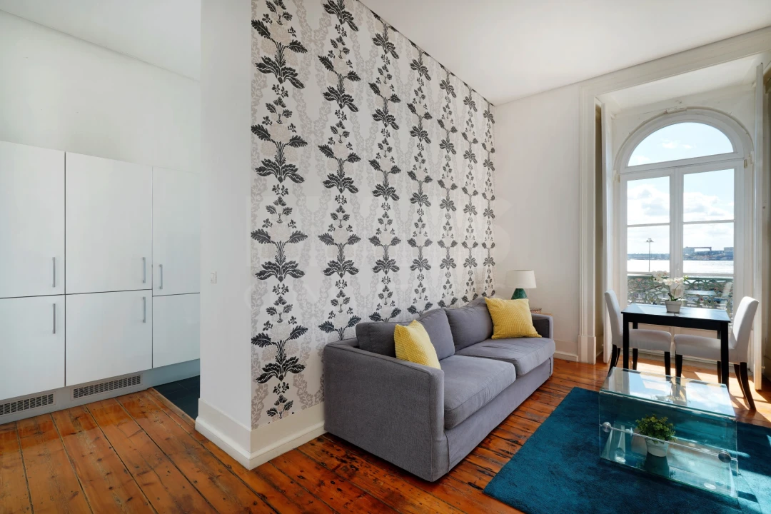 Apartamento T1 para Arrendamento em Misericórdia Foto 4
