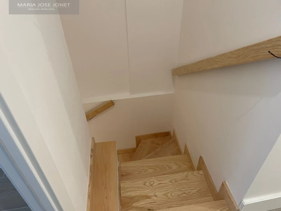 Apartamento T2 para Venda em Estrela Foto 6