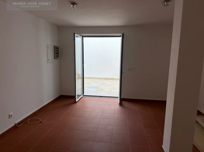 Moradia T4 para Arrendamento em Alcabideche Foto 39