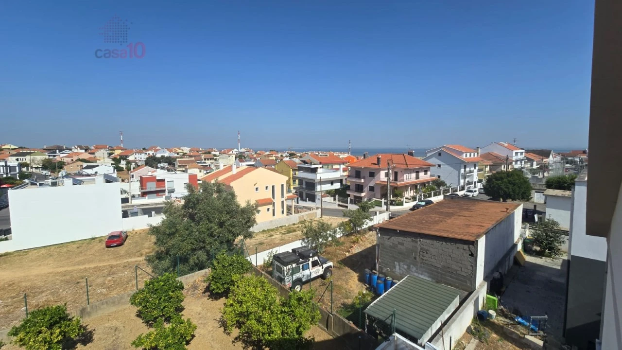 Moradia T7 para Venda em Santa Iria de Azoia, São João da Talha e Bobadela Foto 2