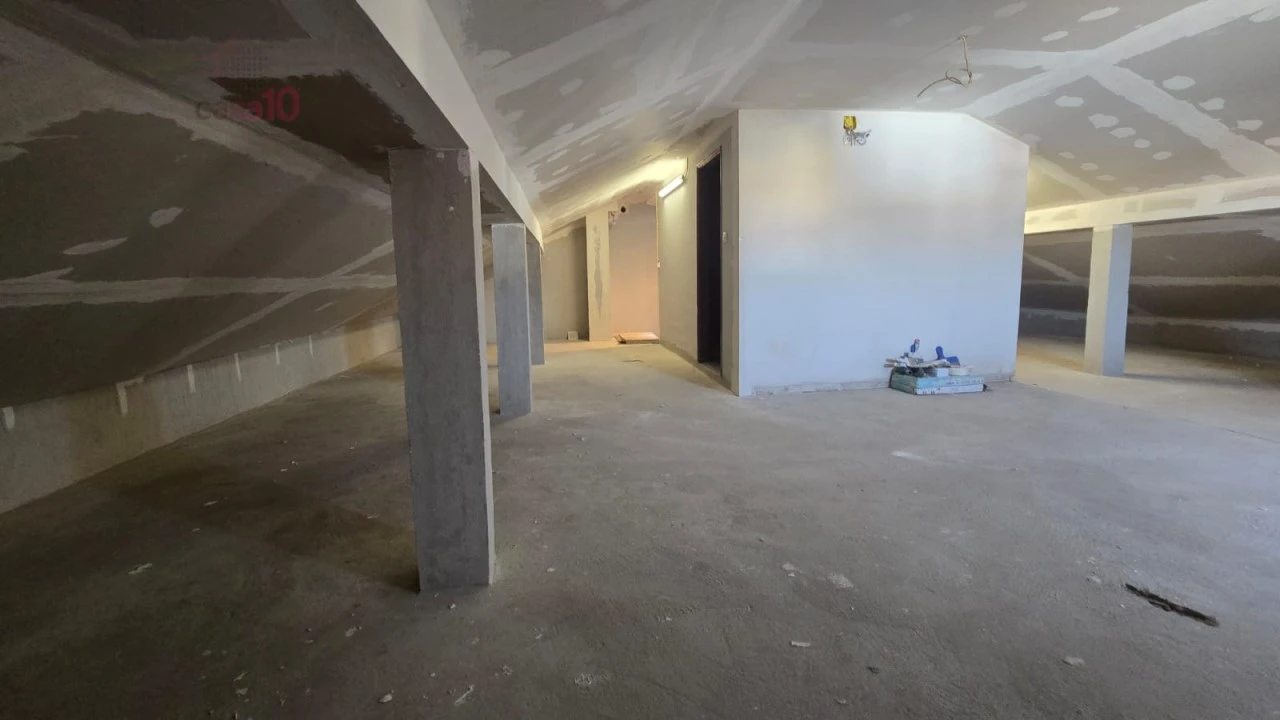 Moradia T7 para Venda em Santa Iria de Azoia, São João da Talha e Bobadela Foto 5