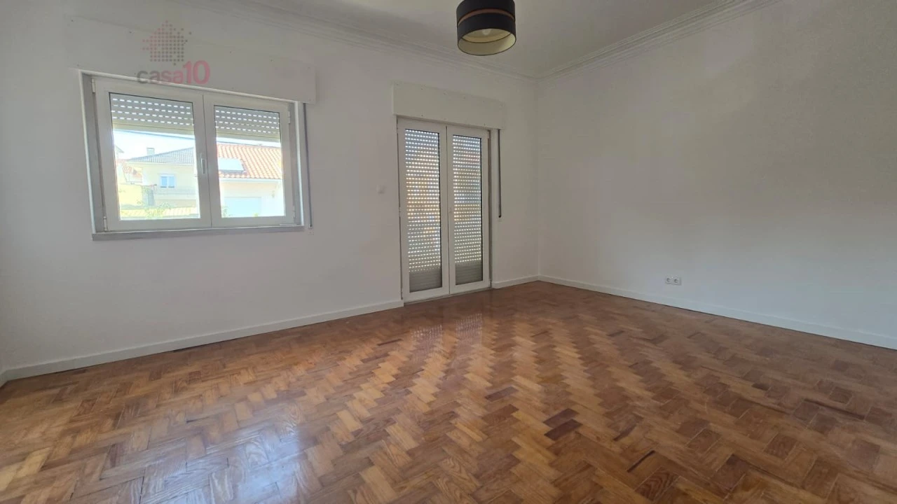 Moradia T7 para Venda em Santa Iria de Azoia, São João da Talha e Bobadela Foto 18