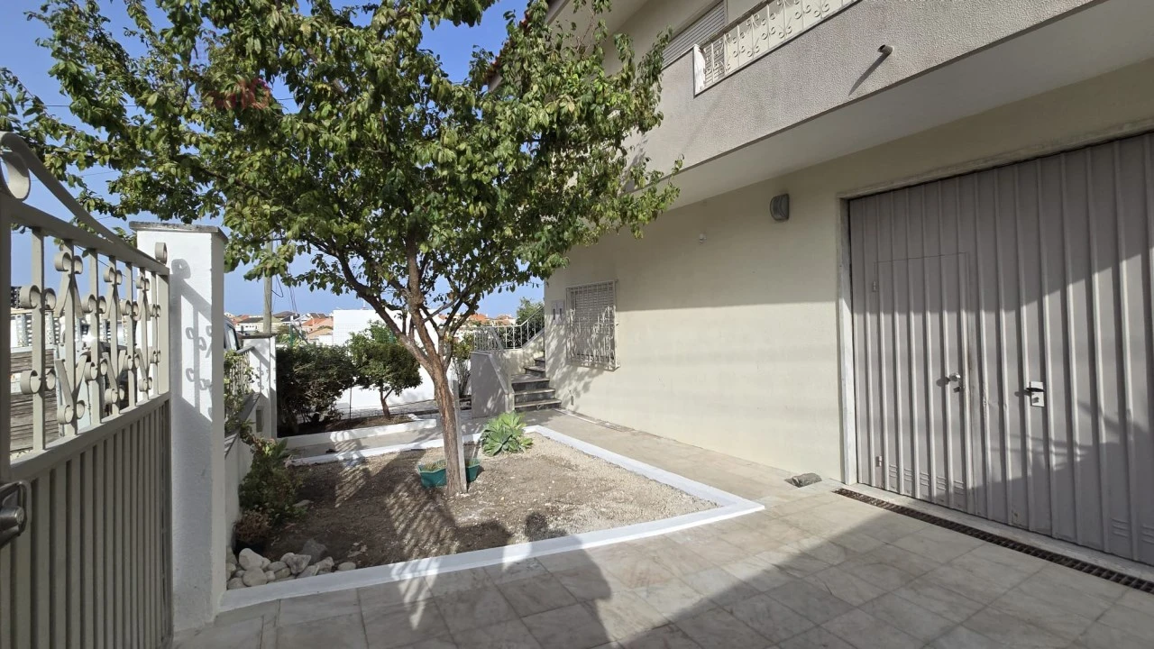 Moradia T7 para Venda em Santa Iria de Azoia, São João da Talha e Bobadela Foto 33