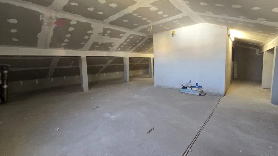 Moradia T7 para Venda em Santa Iria de Azoia, São João da Talha e Bobadela Foto 4