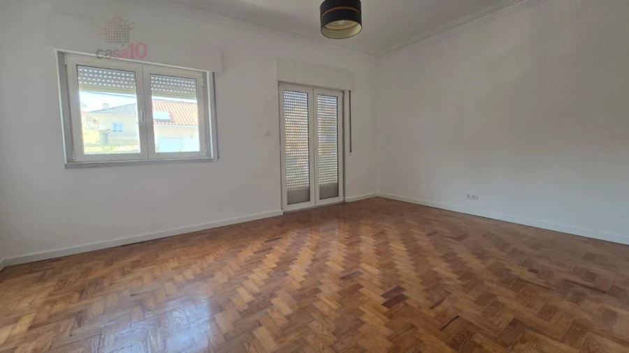 Moradia T7 para Venda em Santa Iria de Azoia, São João da Talha e Bobadela Foto 18