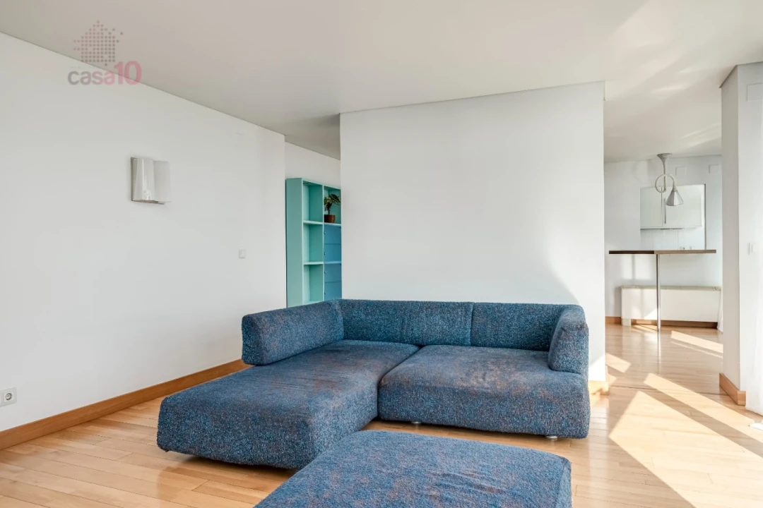 Apartamento T3 para Venda em Parque das Nações Foto 2