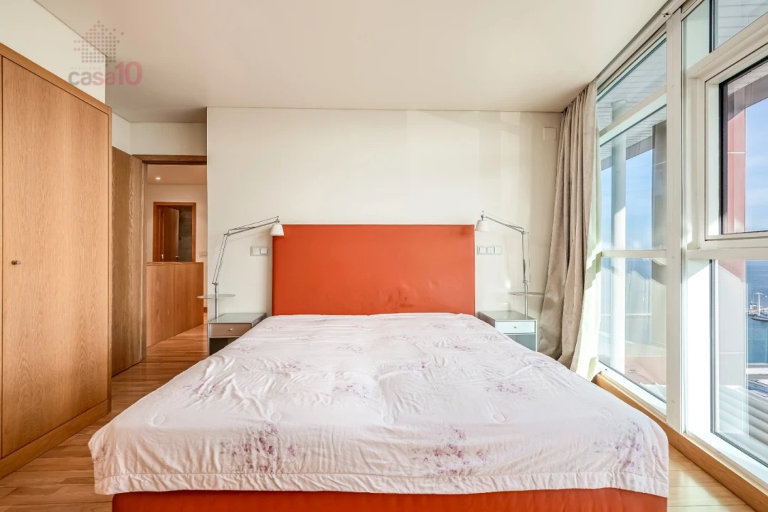 Apartamento T3 para Venda em Parque das Nações Foto 36