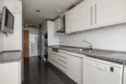 Apartamento T3 para Venda em Parque das Nações