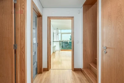 Apartamento T3 para Venda em Parque das Nações
